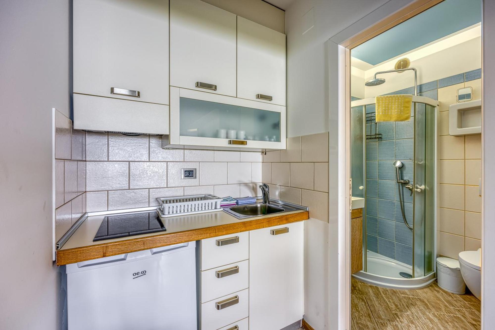 Debeli Rtic Apartments Ankaran Exterior foto