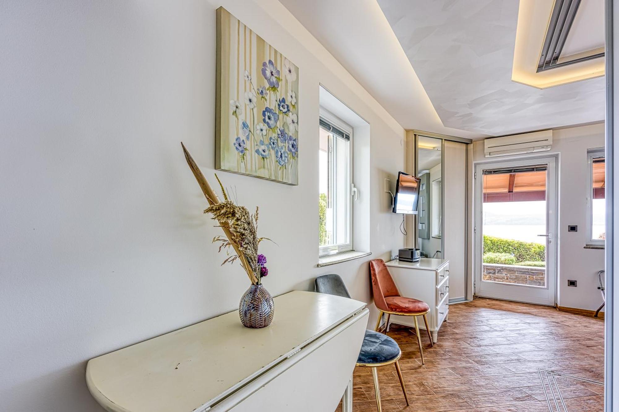Debeli Rtic Apartments Ankaran Exterior foto